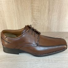 Load image into Gallery viewer, Clarks Falcon Air BROWN
