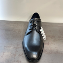 Load image into Gallery viewer, Bugatti Plain Black Laced BLACK
